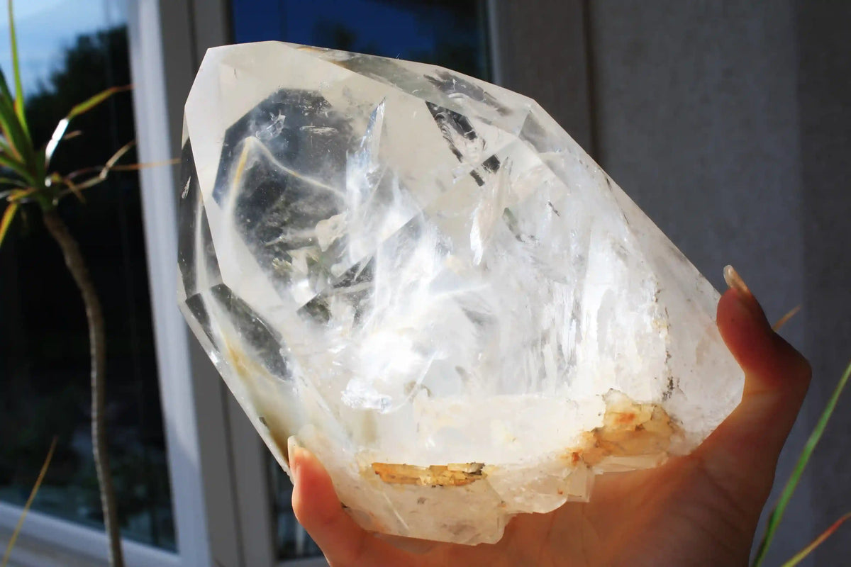 Natural quartz with amphibole inclusions, Blue Amphibole Quartz, Angel wing quartz