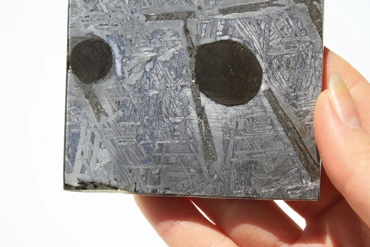 Aletai Meteorite, aletai meteorite, crystal shop, meteorite on stand, crystals from space, moldavite, Widmanstätten Pattern, iron meteorite 
