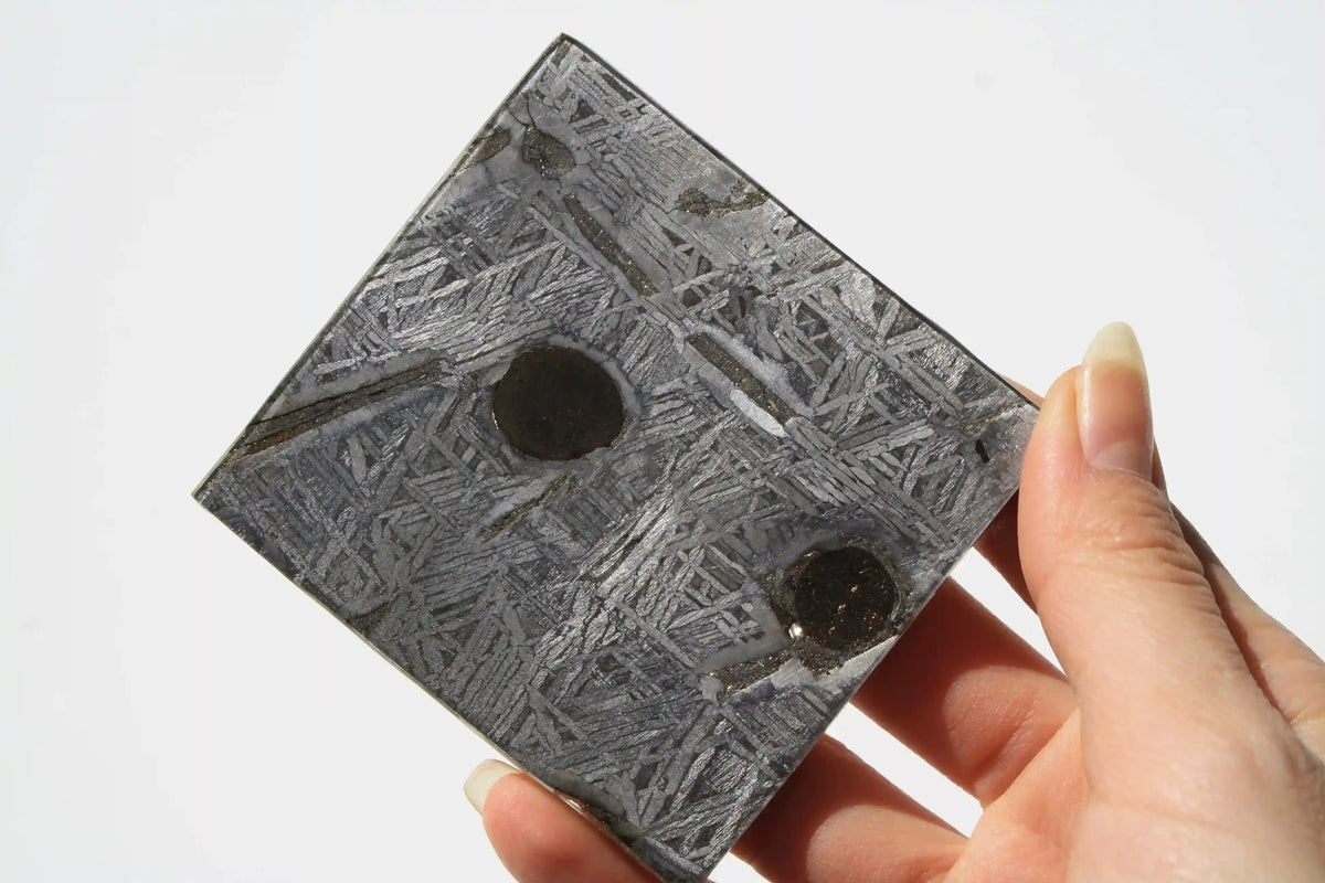 Aletai Meteorite, aletai meteorite, crystal shop, meteorite on stand, crystals from space, moldavite, Widmanstätten Pattern, iron meteorite 