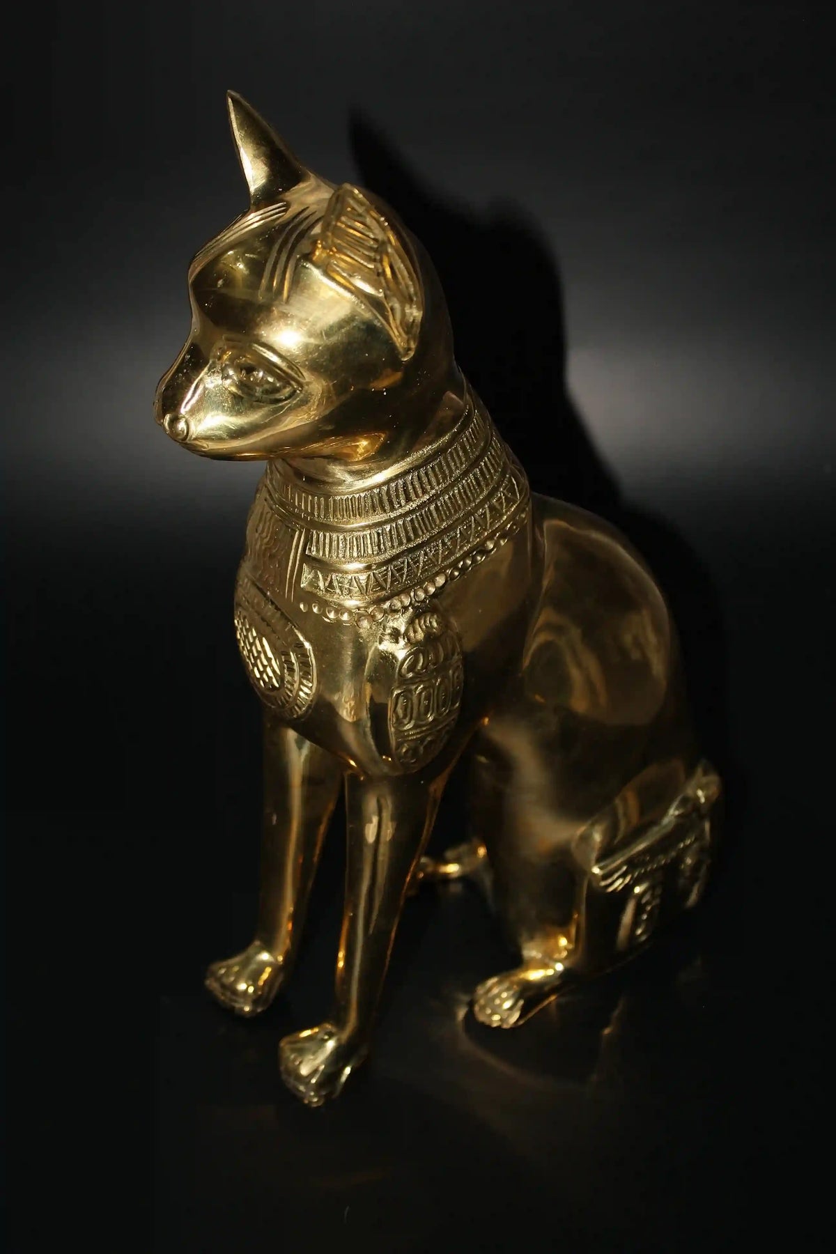 LARGE Egyptian Cat Bastet Statue from Egypt