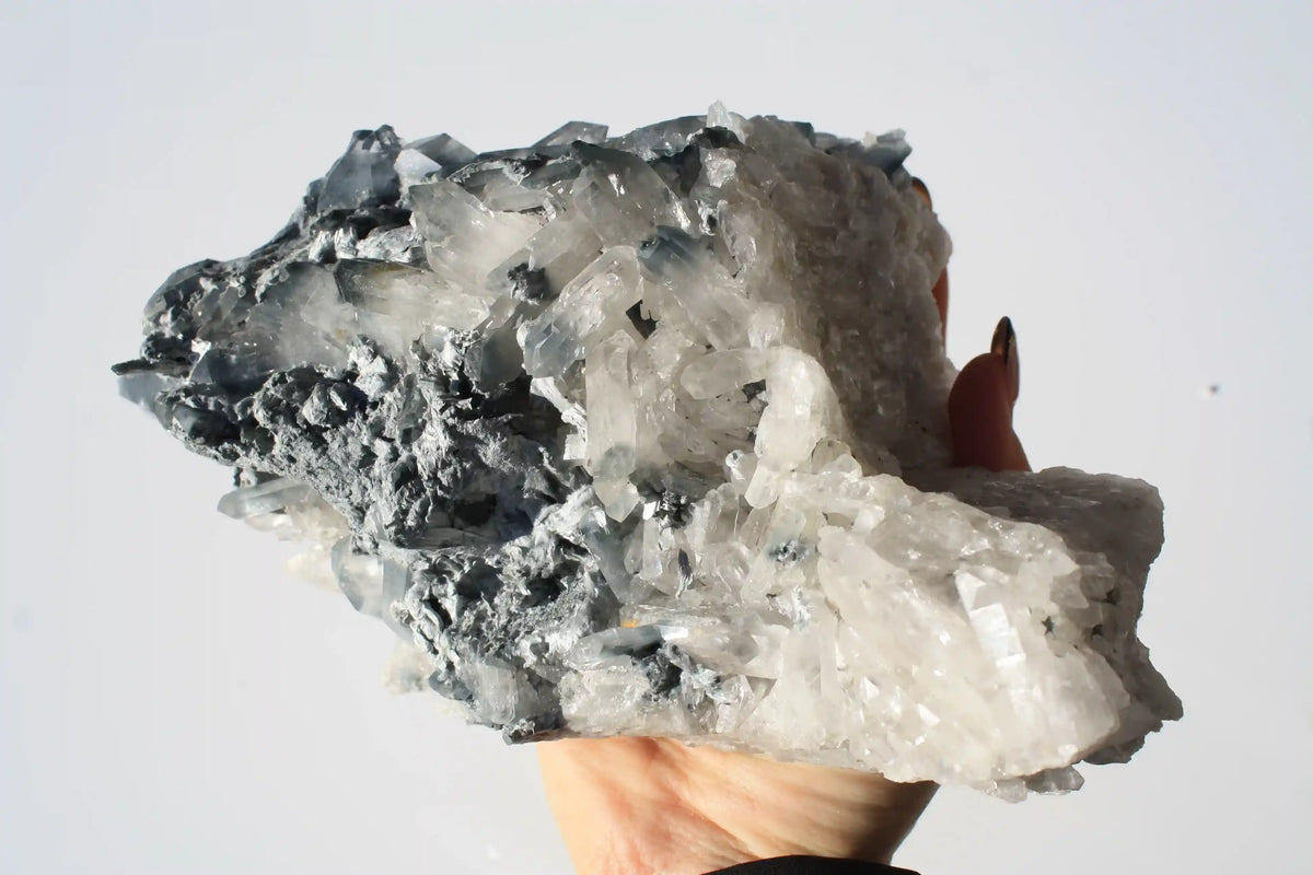 Large Blue Tara Cluster from Brazil
